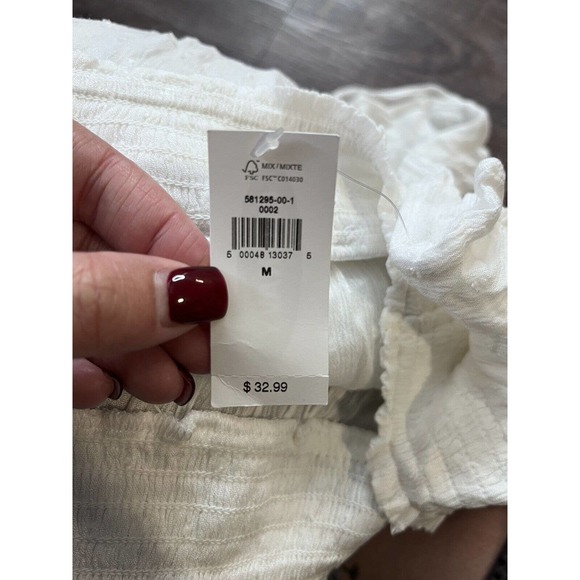 Old Navy Womens Short Sleeve Off Shoulder Blouse Size Medium White Flowy O5 - Picture 4 of 7